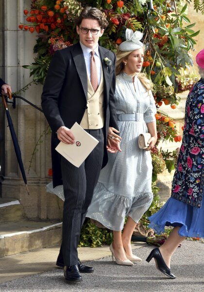 Ellie goulding caspar store jopling wedding dress